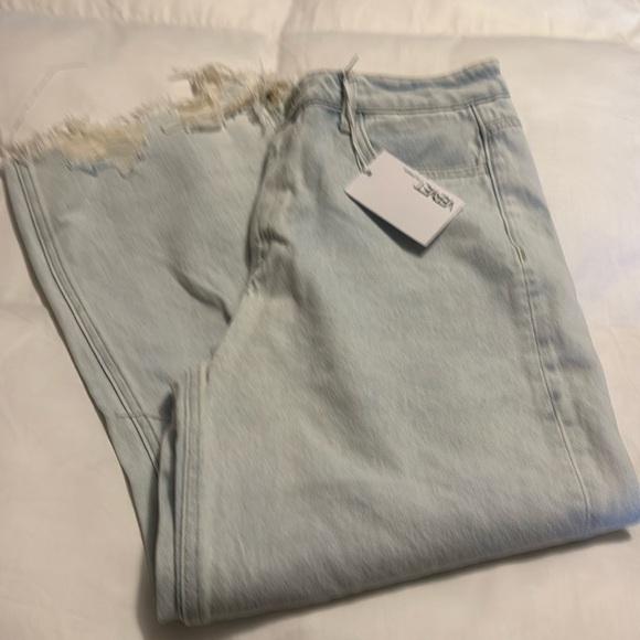 Vervet Jean - Picture 1 of 9